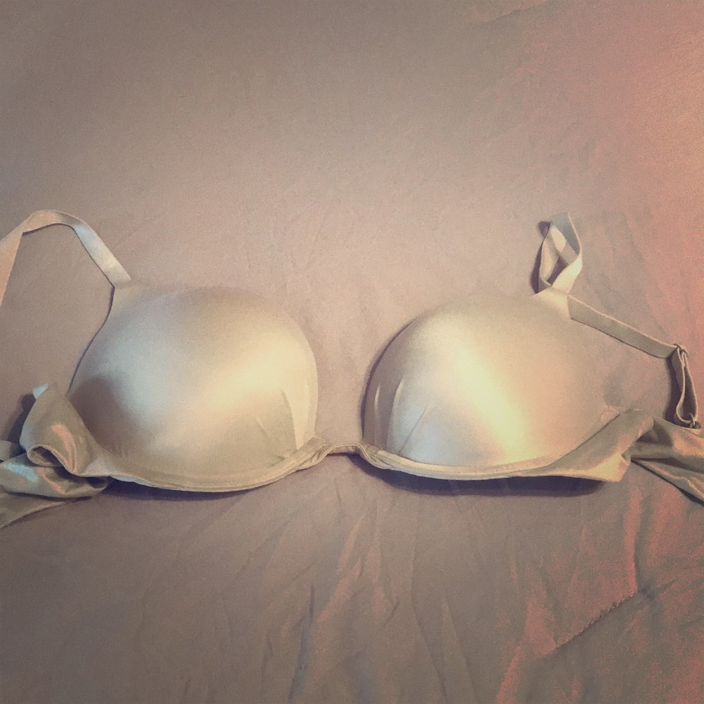 Push up bra by VS 38b